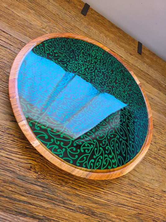 Kākariki Serving Board