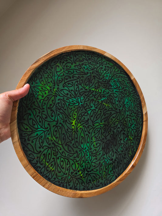 Kākariki Serving Board